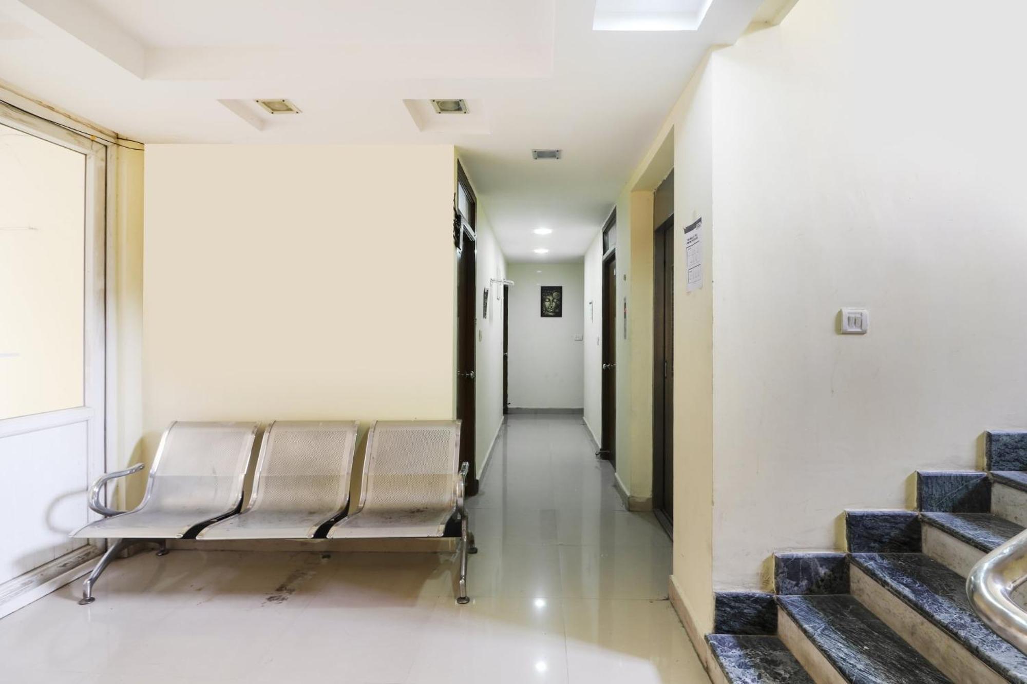 Hotel O Ruby Grand Inn Kondapur  Bagian luar foto